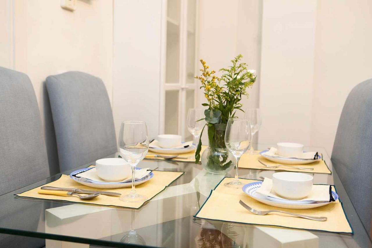 Charming Apartment With Pool And Garage Севілья Екстер'єр фото