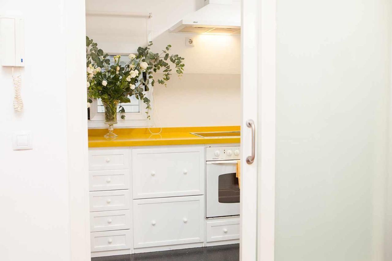 Charming Apartment With Pool And Garage Севілья Екстер'єр фото