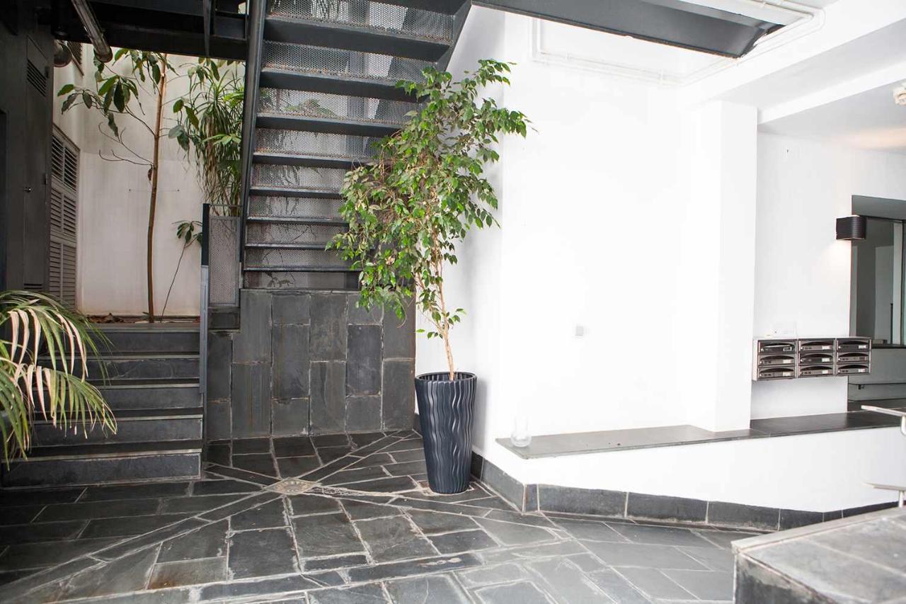 Charming Apartment With Pool And Garage Севілья Екстер'єр фото